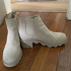 Steve Madden Chelsea Boot